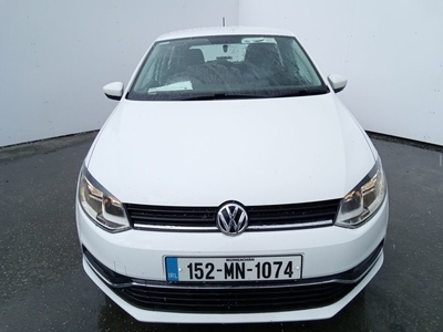 2015 - Volkswagen Polo Manual