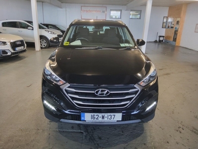 2016 - Hyundai Tucson Manual