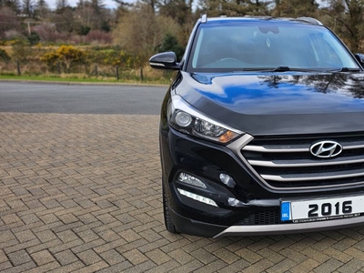 2016 - Hyundai Tucson Manual