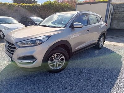 2016 - Hyundai Tucson Manual