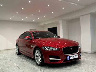 2016 - Jaguar XF Automatic