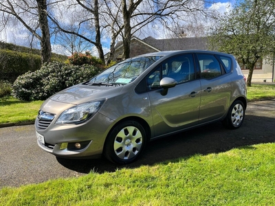 2016 - Opel Meriva Manual