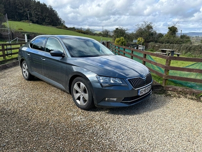 2016 - Skoda Superb Manual