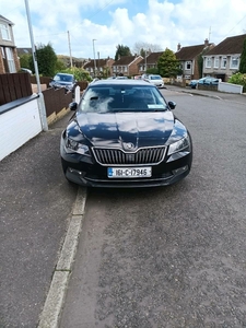 2016 - Skoda Superb Manual