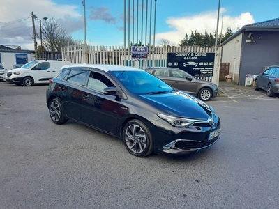 2016 - Toyota Auris Automatic