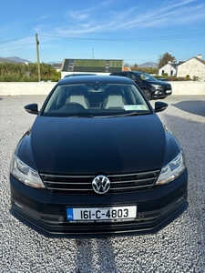 2016 - Volkswagen Jetta Manual