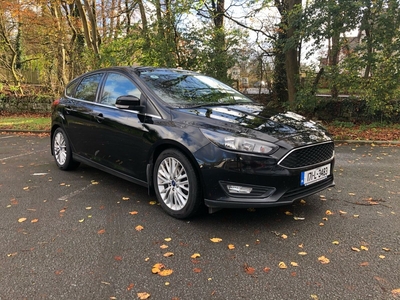 2017 - Ford Focus Manual