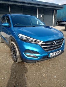 2017 - Hyundai Tucson Manual