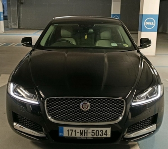 2017 - Jaguar XF Manual