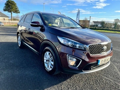 2017 - Kia Sorento Manual