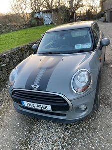 2017 - Mini Cooper Manual