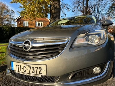 2017 - Opel Insignia Manual