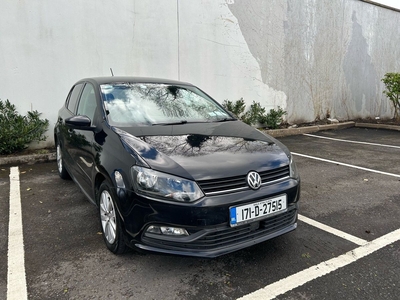 2017 - Volkswagen Polo Manual