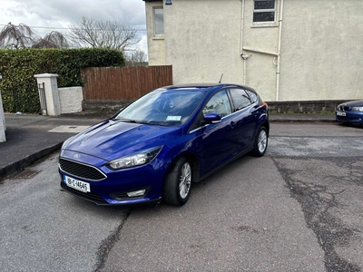 2018 - Ford Focus Manual