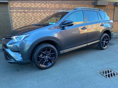 2018 - Toyota RAV4 Automatic