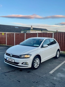 2018 - Volkswagen Polo Manual