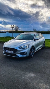 2019 - Ford Focus Manual