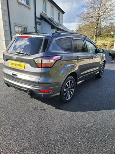 2019 - Ford Kuga Manual