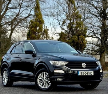 2019 - Volkswagen T-Roc Manual