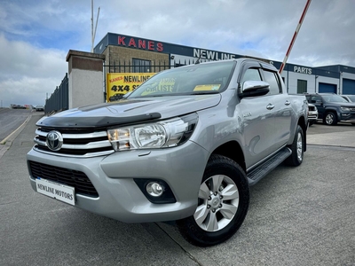 2020 - Toyota Hilux Manual