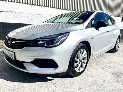 2021 - Opel Astra Manual