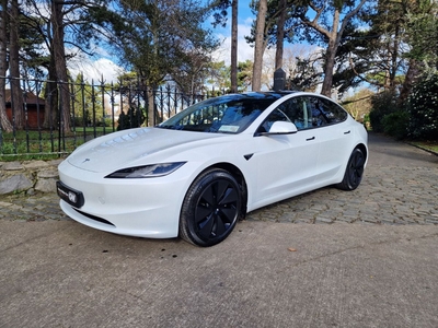 2024 - Tesla MODEL 3 Automatic