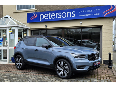 2022 Volvo XC40