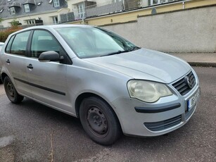 2006 - Volkswagen Polo Manual