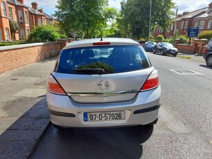 2007 - Opel Astra Manual