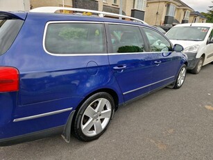 2007 - Volkswagen Passat Manual