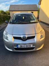 2008 - Toyota Auris ---