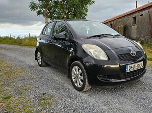 2008 - Toyota Yaris Manual