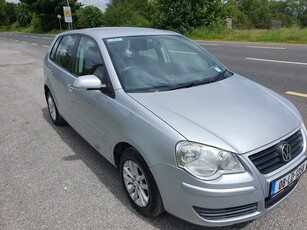 2008 - Volkswagen Polo Manual