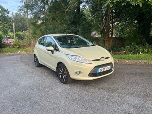 2009 - Ford Fiesta ---