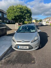 2009 - Ford Fiesta Manual