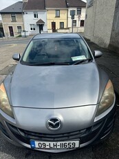 2009 - Mazda Mazda3 ---