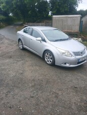 2009 - Toyota Avensis ---