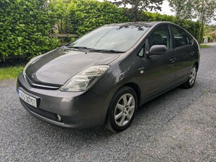 2009 - Toyota Prius ---