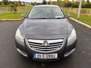 2009 - Vauxhall Insignia Manual