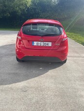 2010 - Ford Fiesta Manual