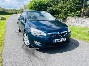 2010 - Opel Astra Manual