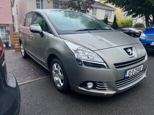 2010 - Peugeot 5008 Manual