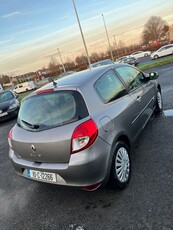 2010 - Renault Clio Manual