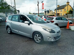 2010 - Renault Grand Scenic Manual