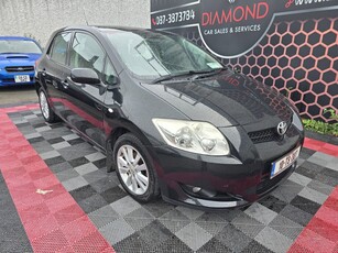 2010 - Toyota Auris Manual