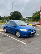 2010 - Toyota Auris Manual