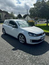 2010 - Volkswagen Golf Manual