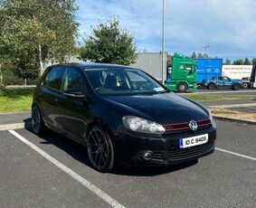 2010 - Volkswagen Golf Manual