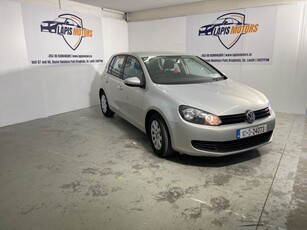 2010 - Volkswagen Golf Manual