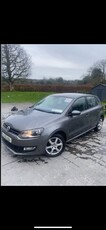 2010 - Volkswagen Polo Manual